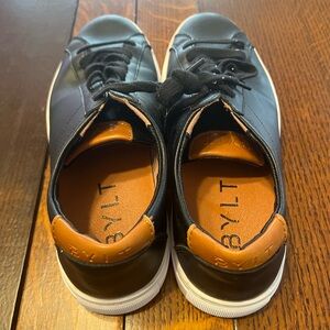 Bylt Basics everyday shoe/sneaker size 9